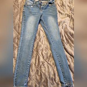 Women's jeans